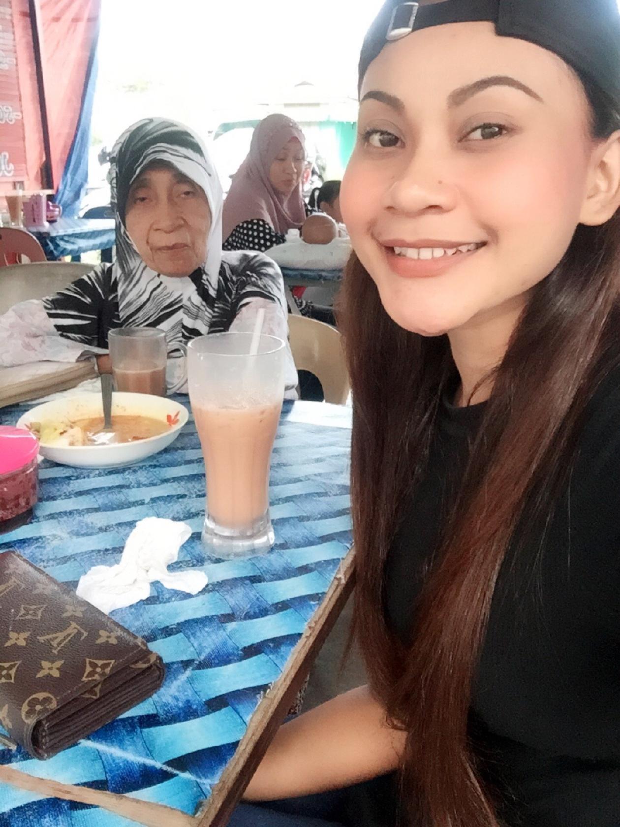 Warung Mak Nya a.k.a Drogba