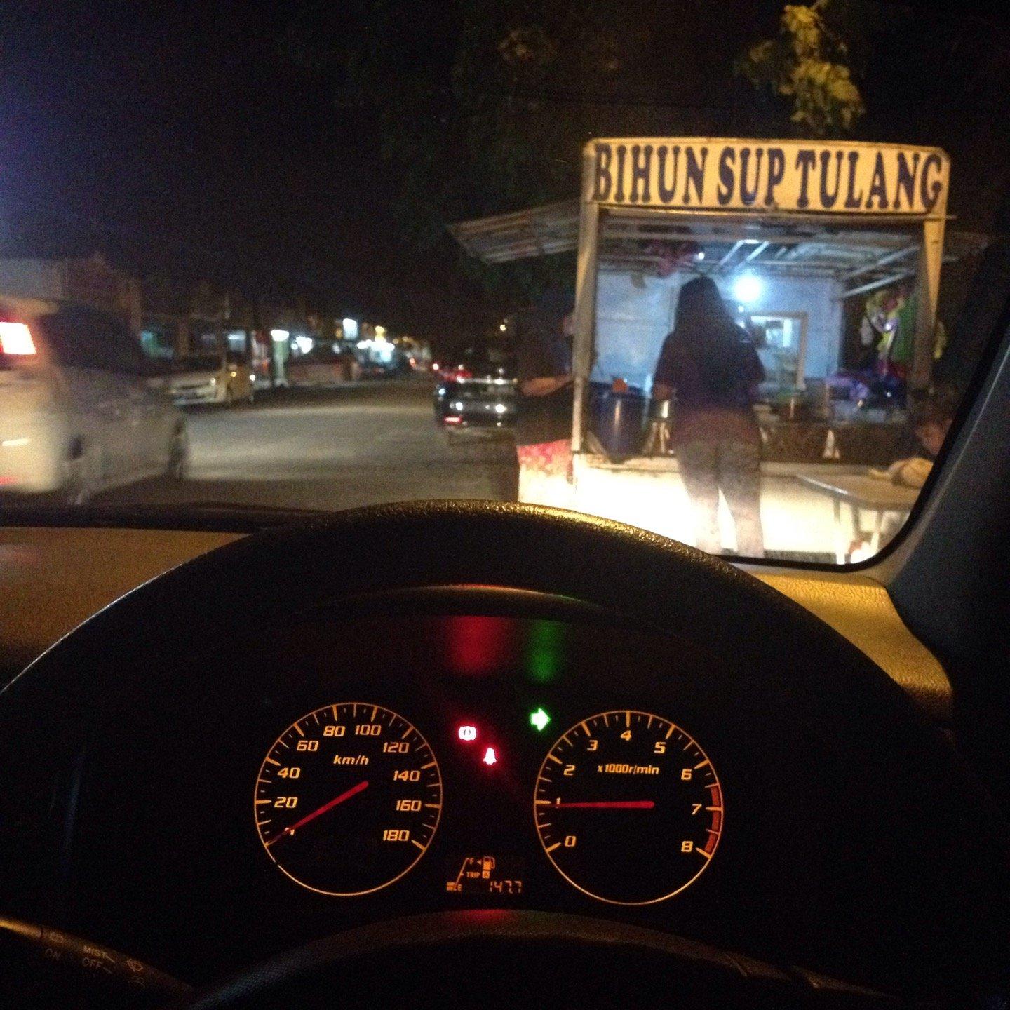 bihun sup tulang bercham raya
