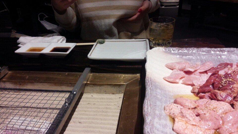 囲炉裏ホルモン寅屋