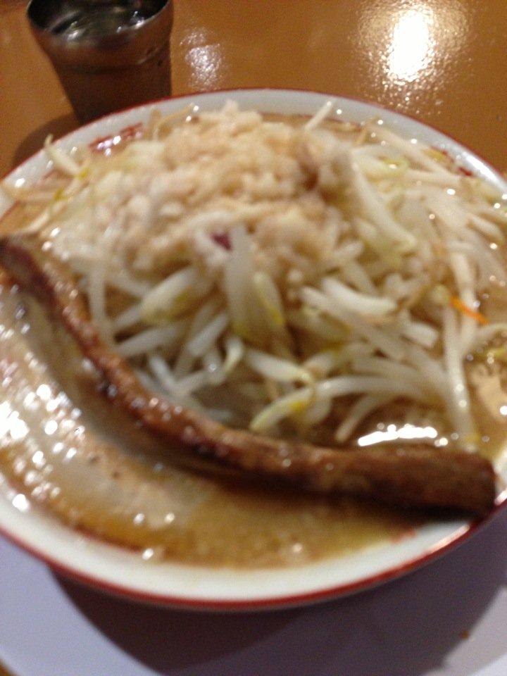 やすじ