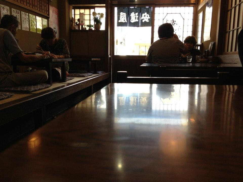 安達屋 そば店