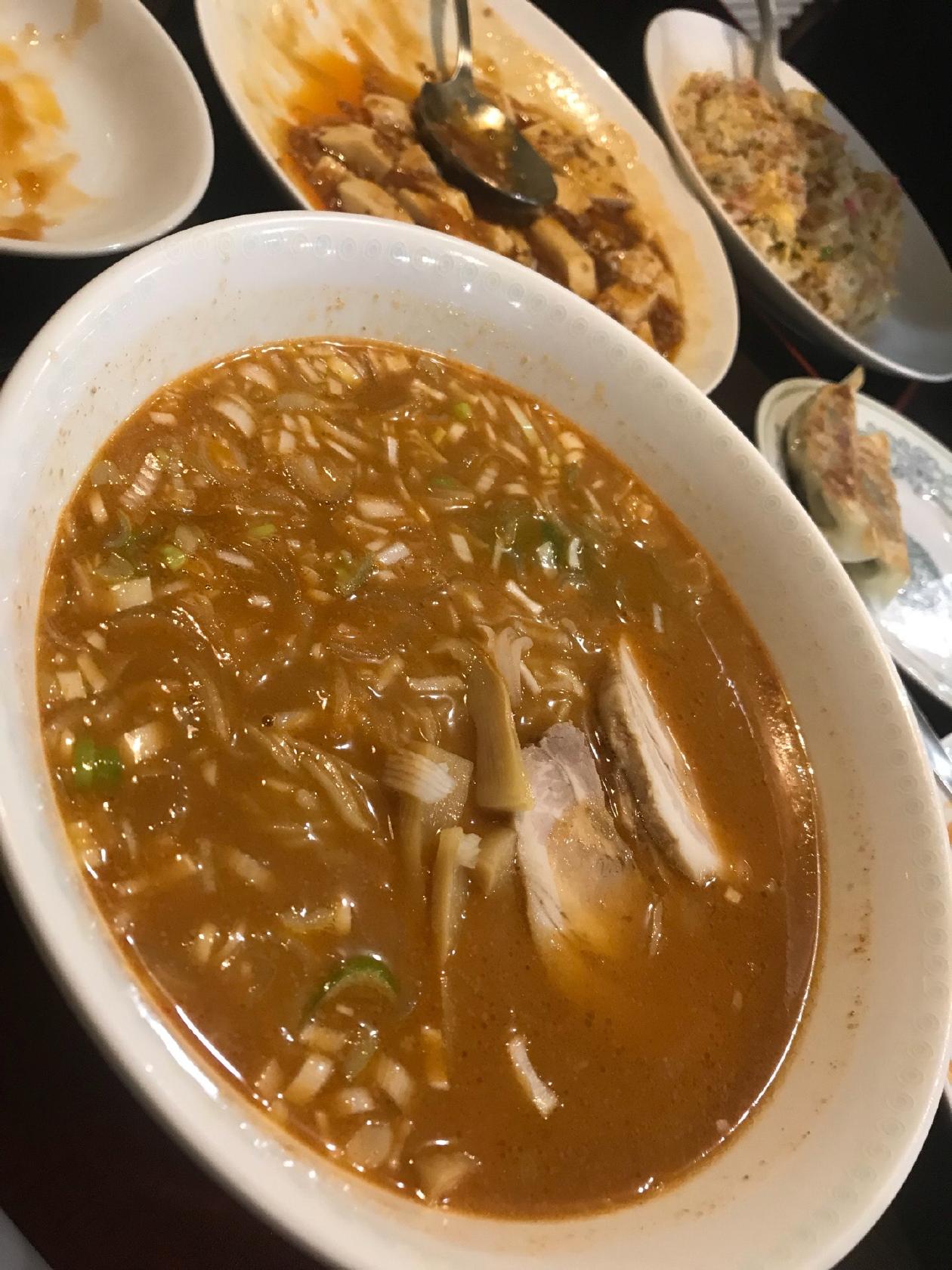 中華 孔明