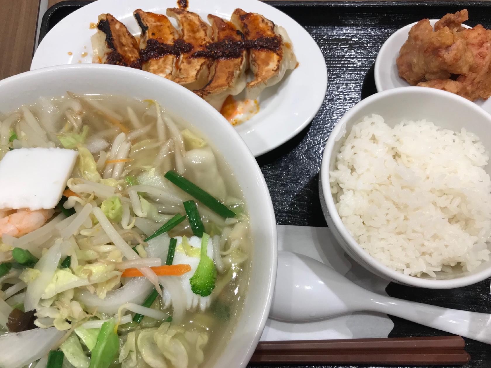横浜中華 王記厨房 北千住店