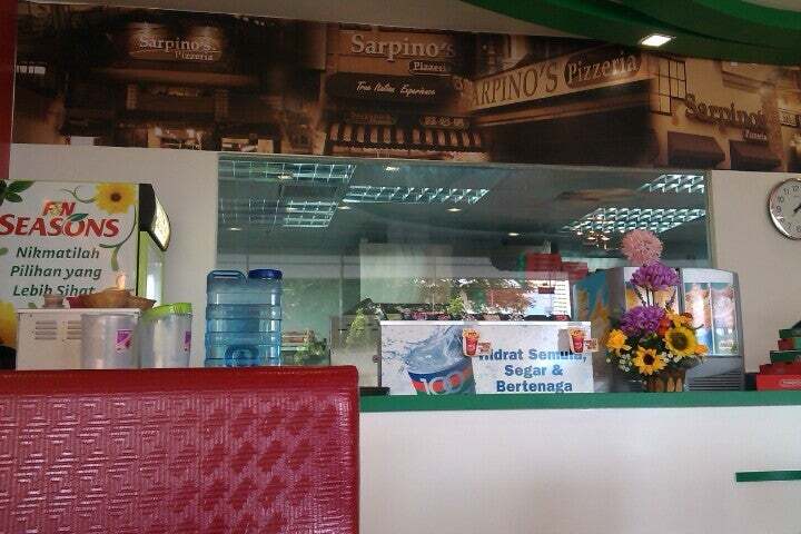Sarpino's Pizzeria