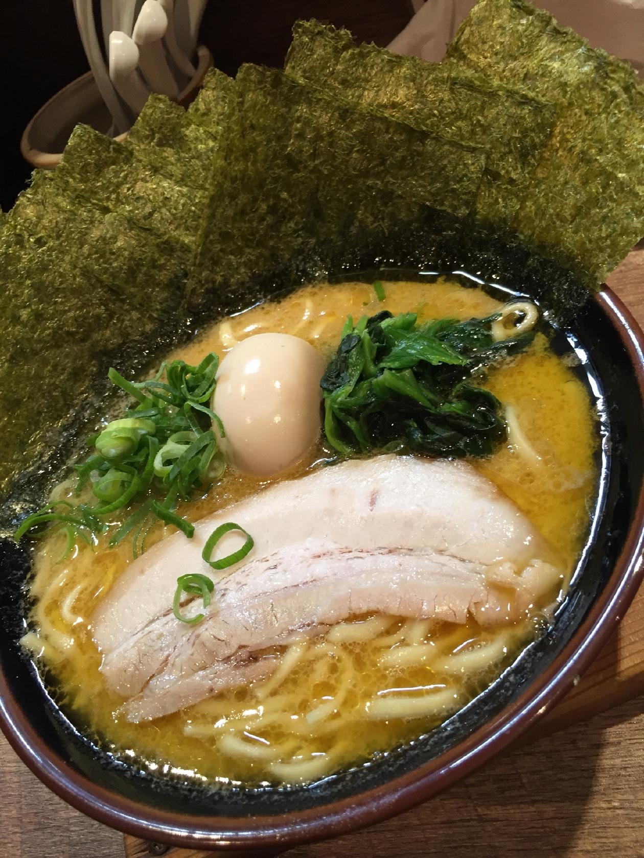 横浜家系ラーメン ぎん家 岐阜羽島店