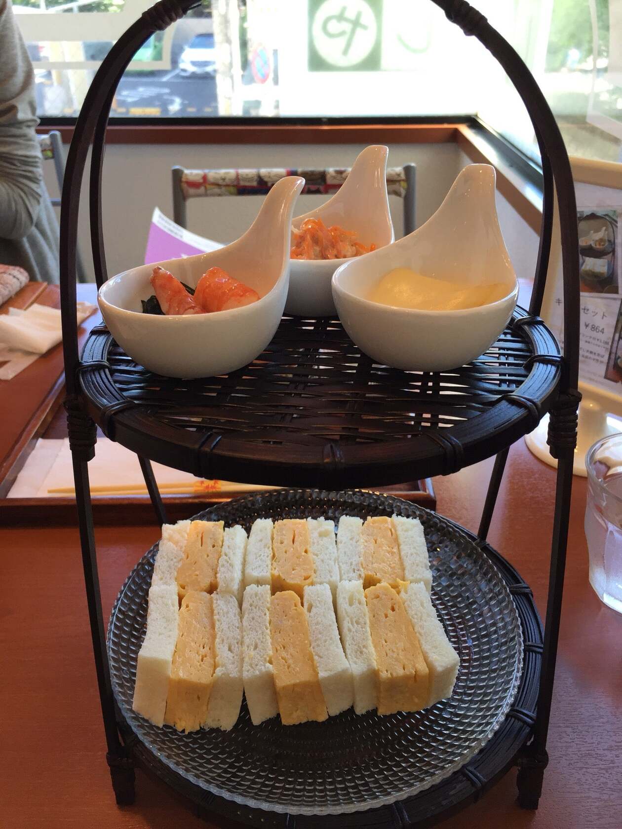 ちらしや