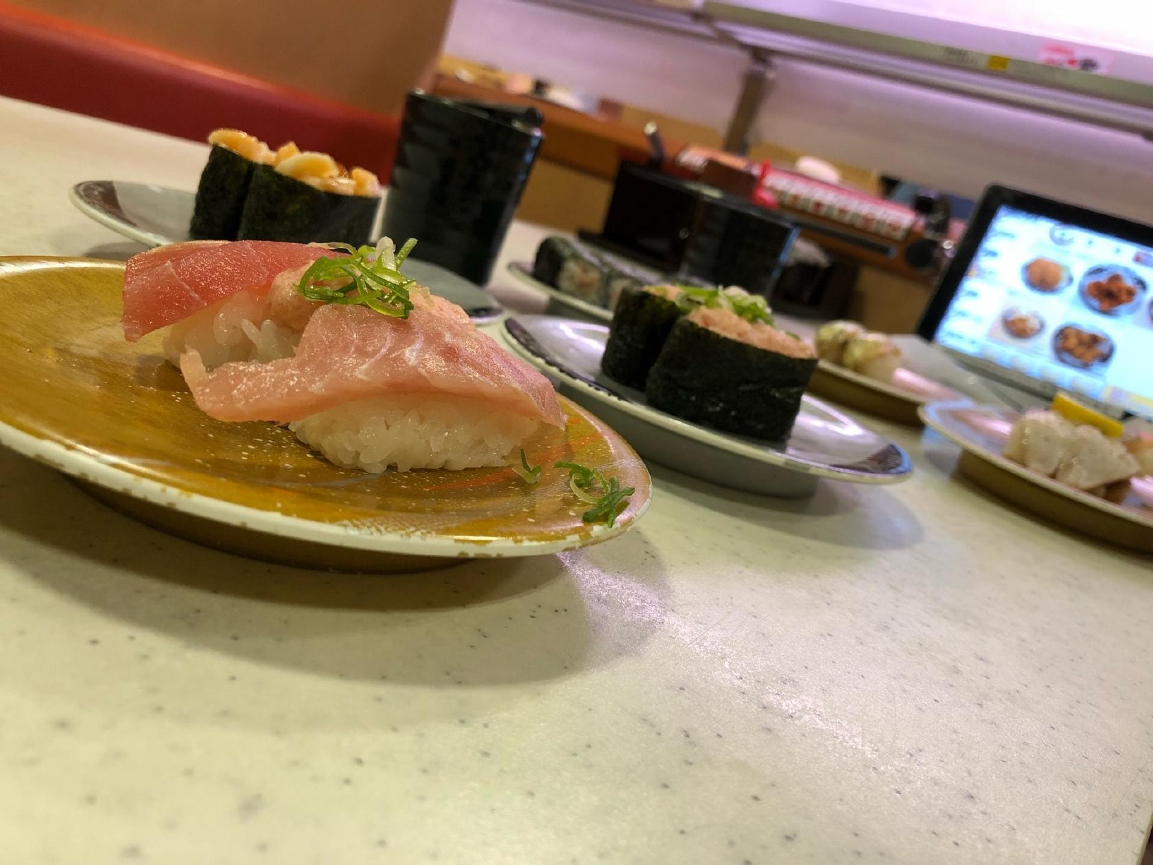 回転寿司 みえ丸