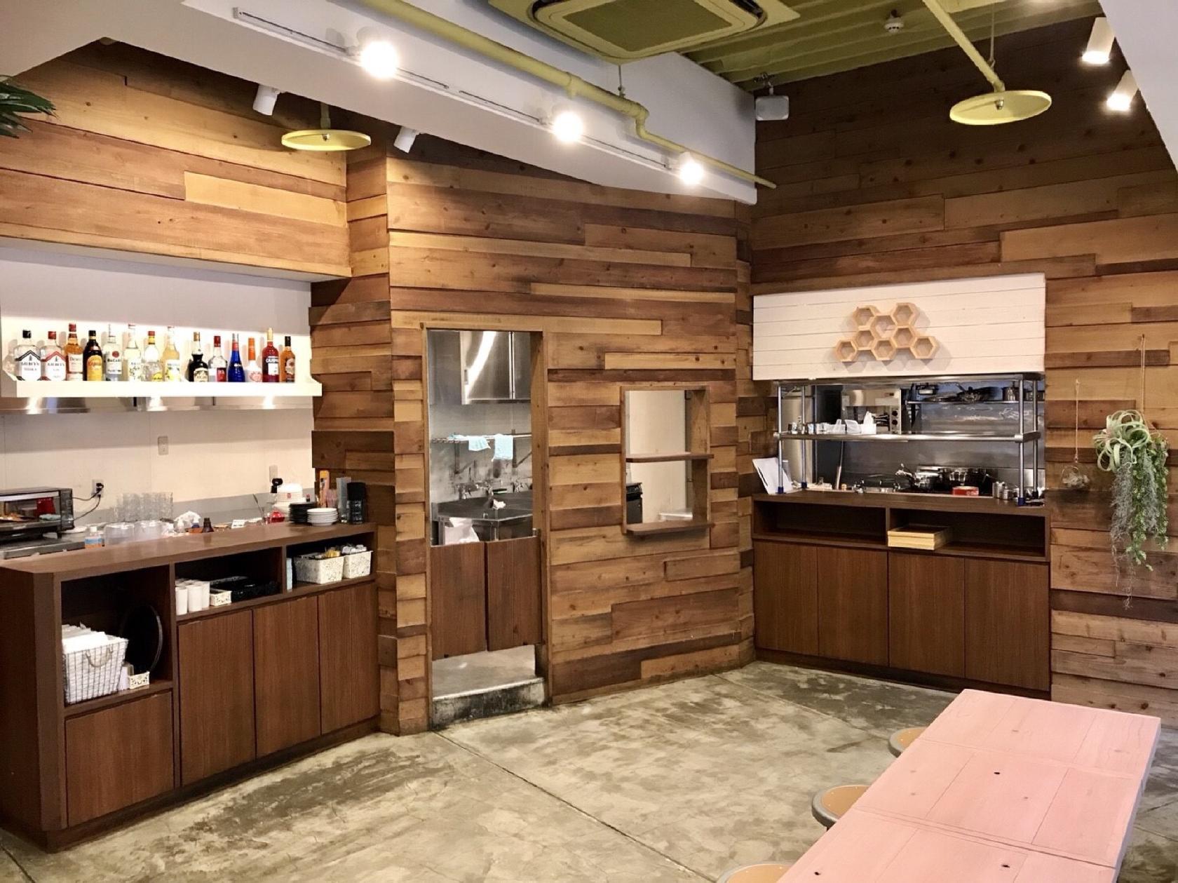 はちの巣カフェ 岐阜店