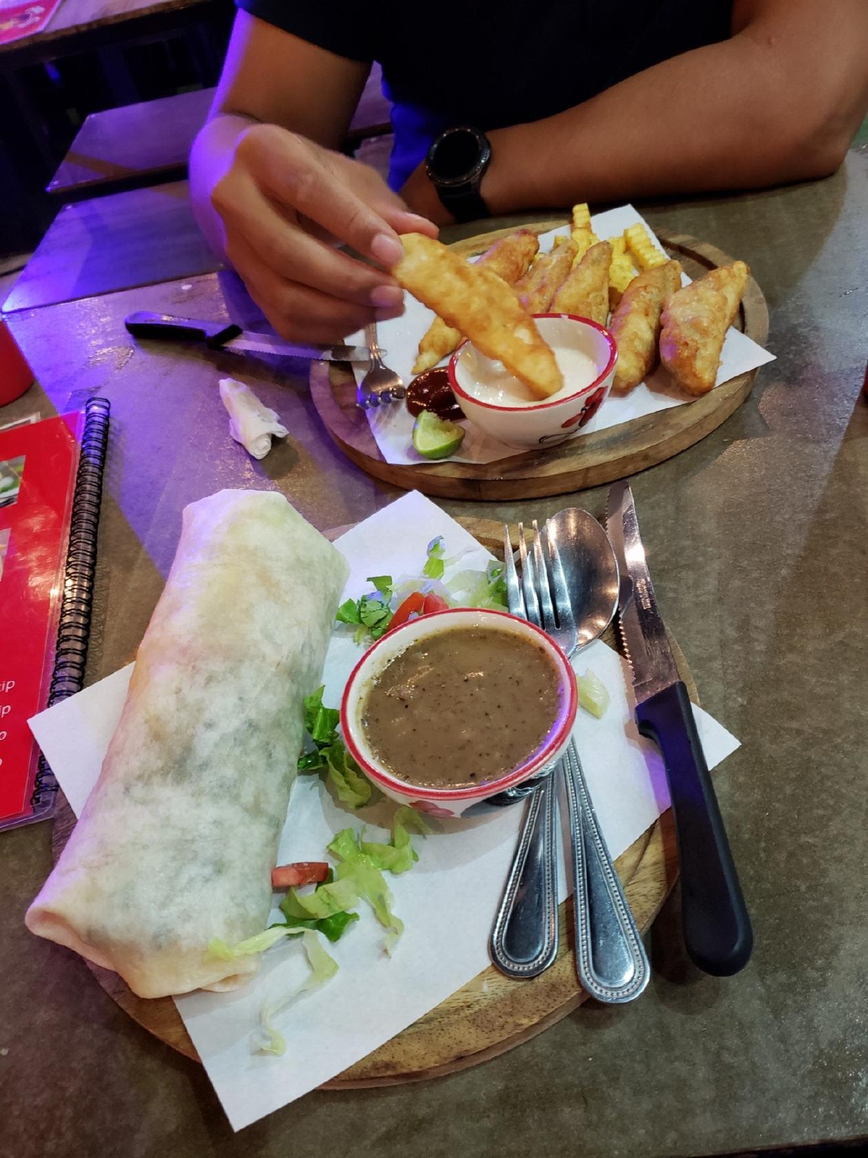 Ban Kai House of Chicken y Tex Mex Cantina