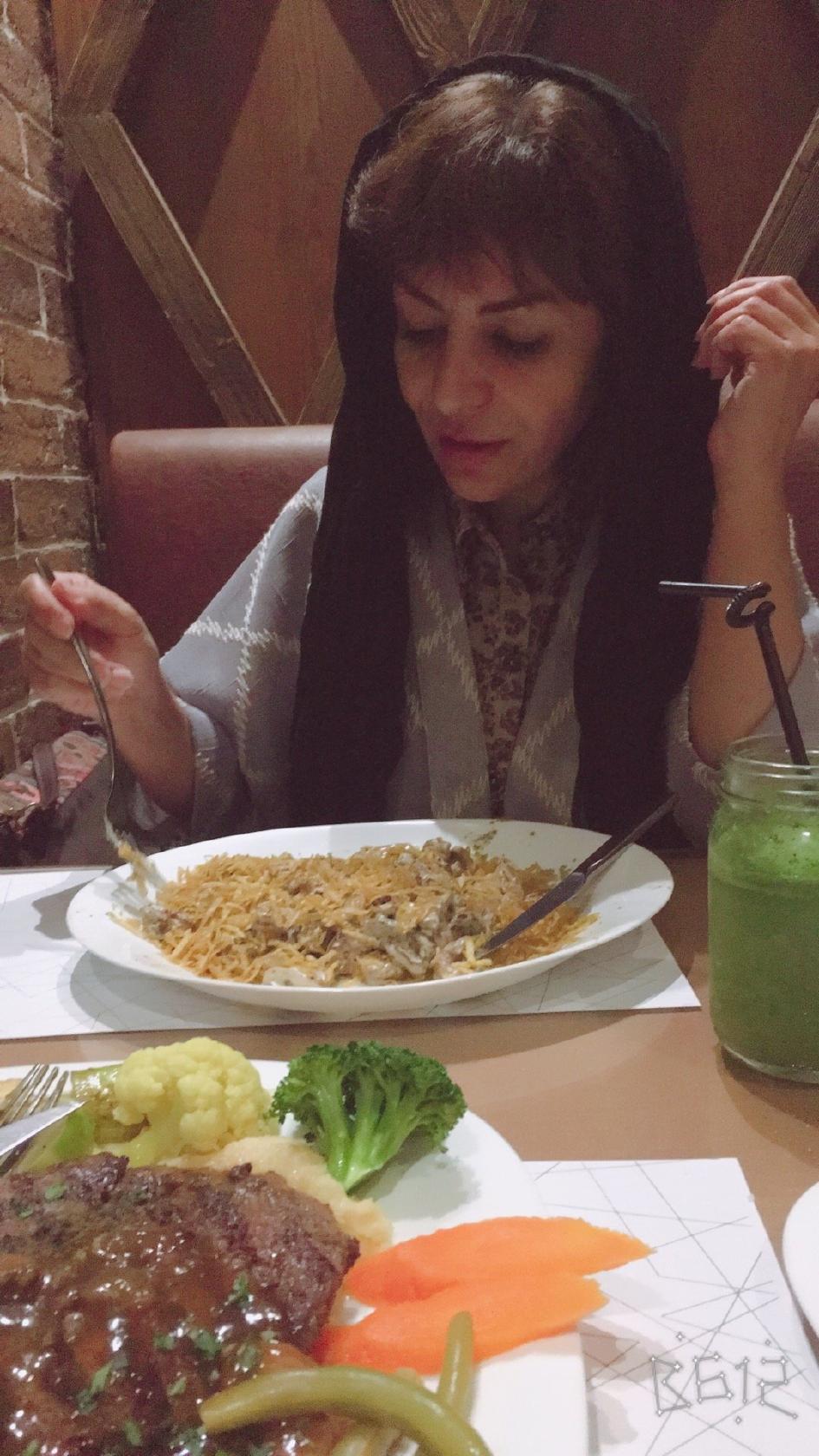Bros Restaurant رستوران براز