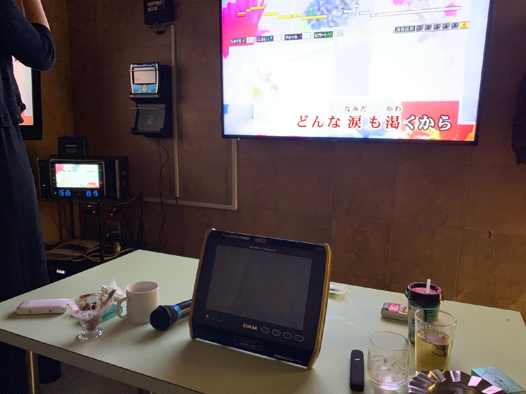 カラオケ飛行船 高岡店