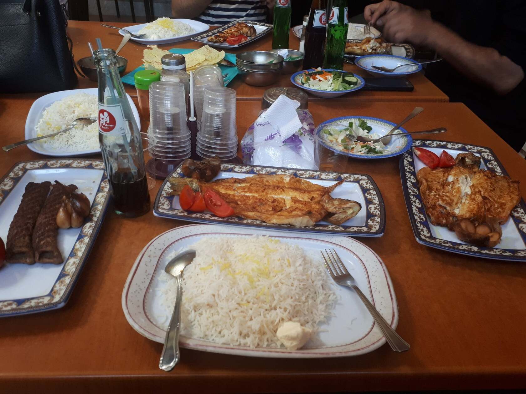 رستوران فرهادی Farhadi Restaurant