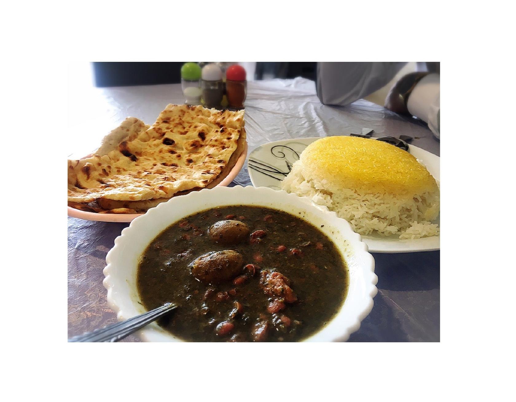 رستوران ته دیگ