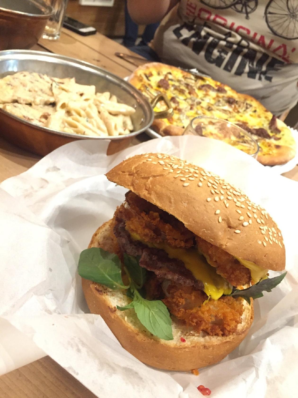 kakh cafe & restaurant