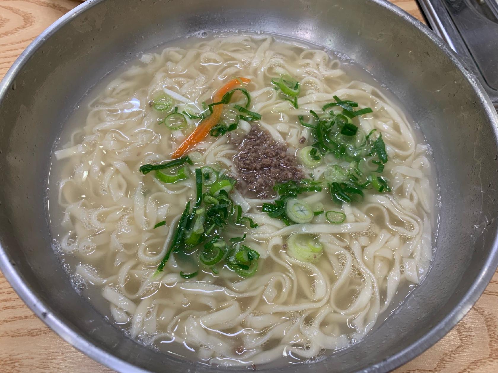 본사골칼국수