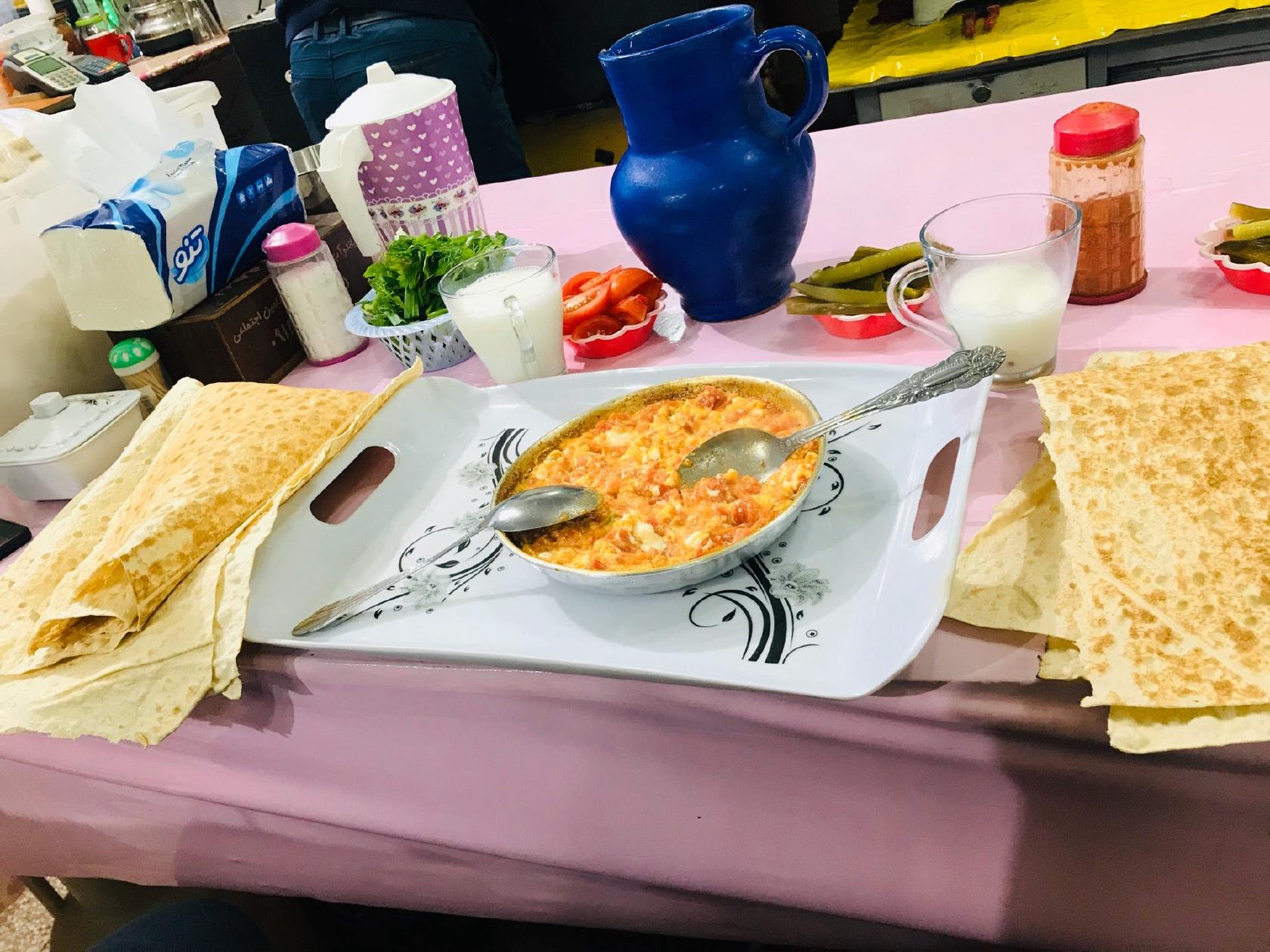 صبحانه سرای آقاموسی