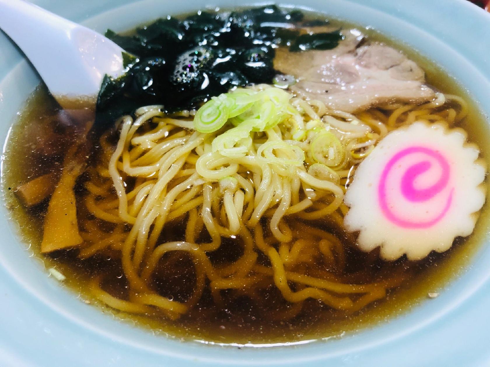 やきとり 食事処 ハトヤ