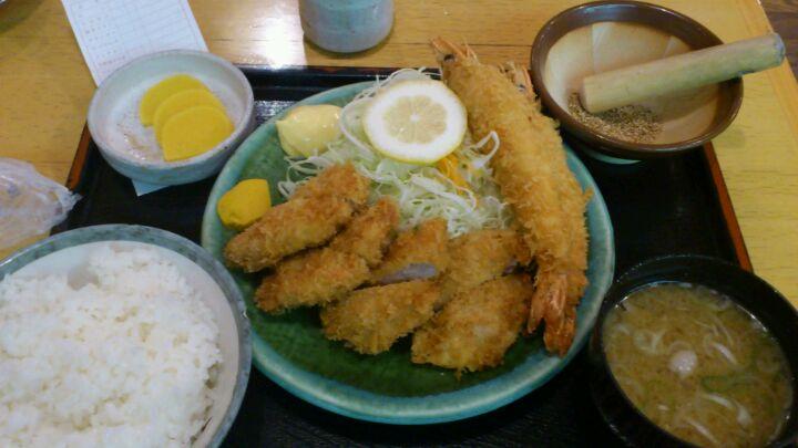 東西や