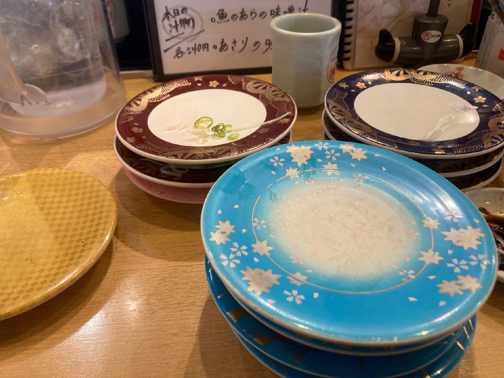 活魚廻転寿司 いわ栄 津高店