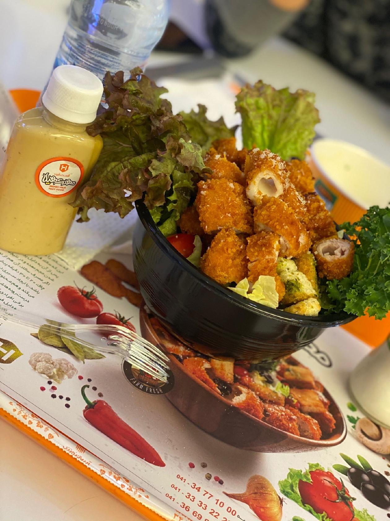 Tooska Salad Bar سالاد بار توسکا