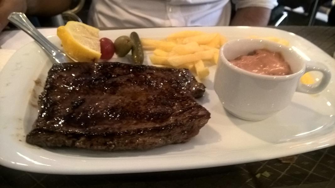 Cactus Restaurant رستوران كاكتوس