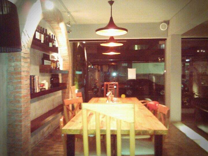 Loft Cafe and Bistro