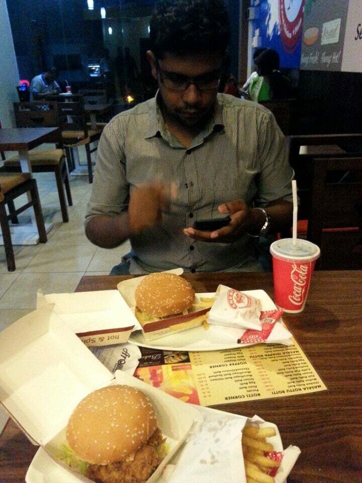 Aroma Food Court