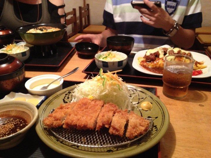 とんとん亭