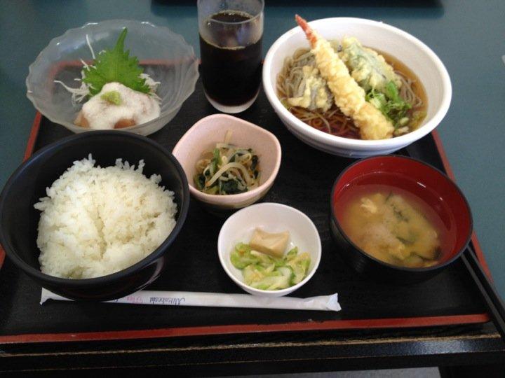 味美屋 河渡店