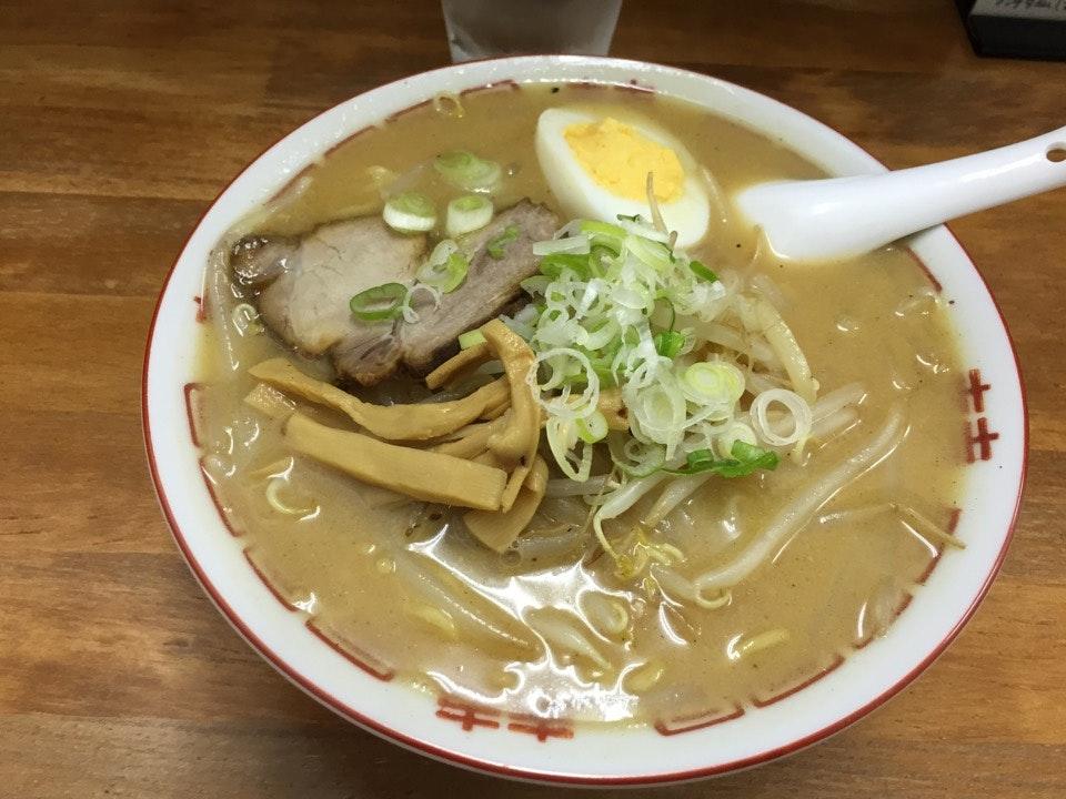 札幌らーめん 八