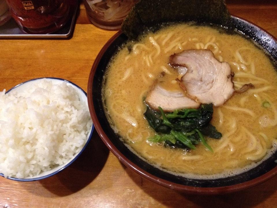 よしなり家 三郷店