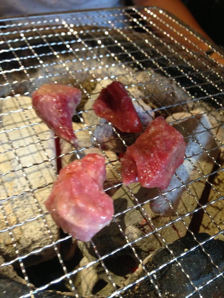 ホルモン焼肉ぶち 荒神店