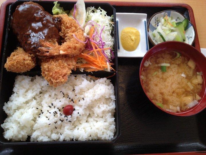 洋食 かつひろ