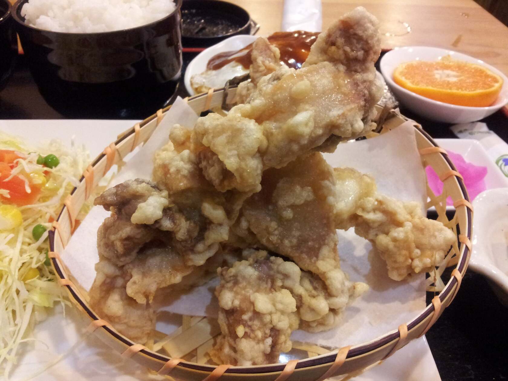 定食・から揚げ ラ・ぴーす