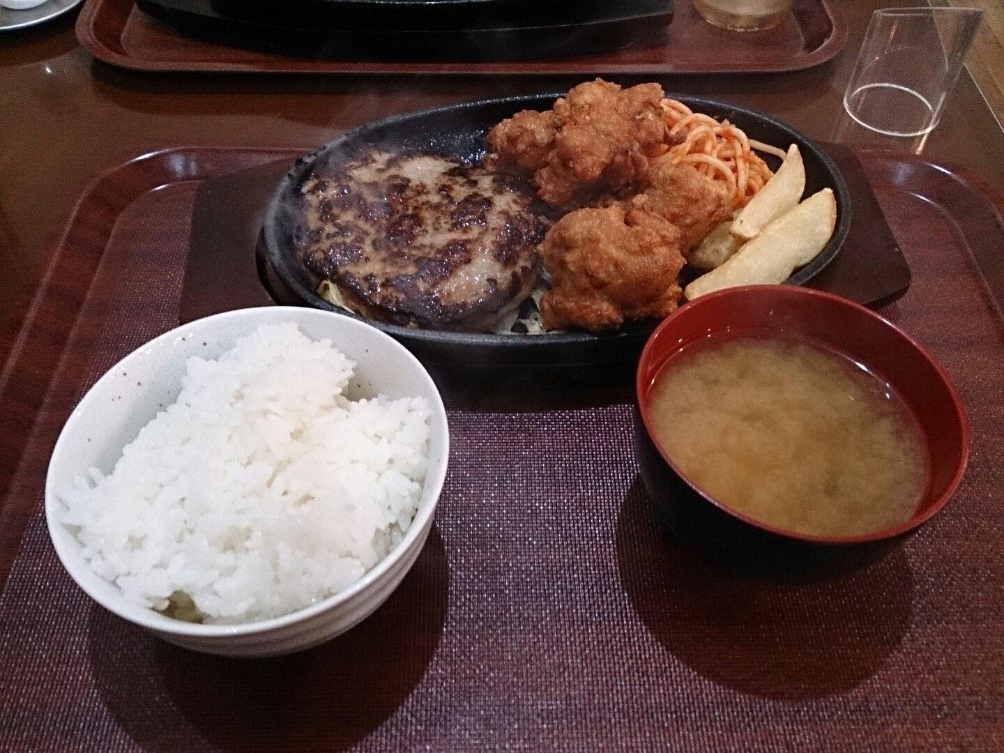 手作りハンバーグ屋さんFireBurg