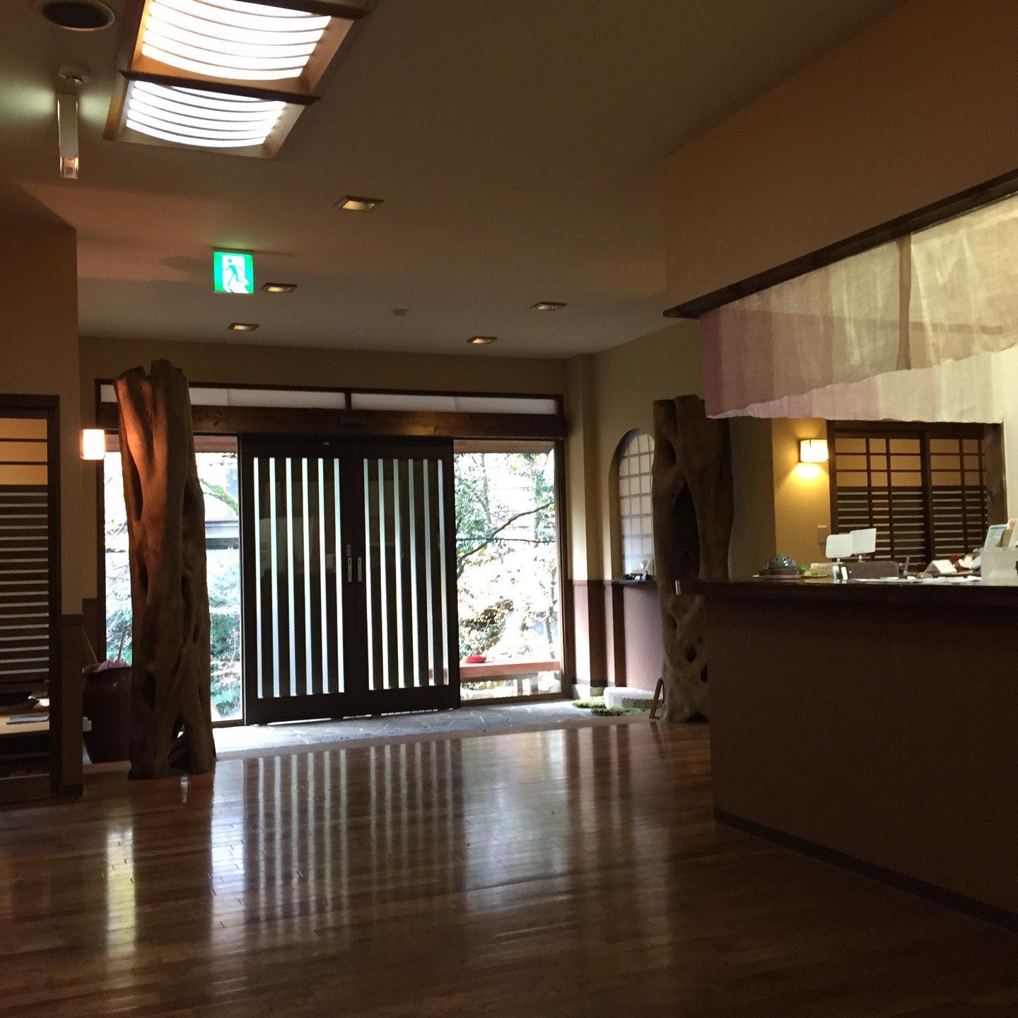 四季の創作料理秋月小町