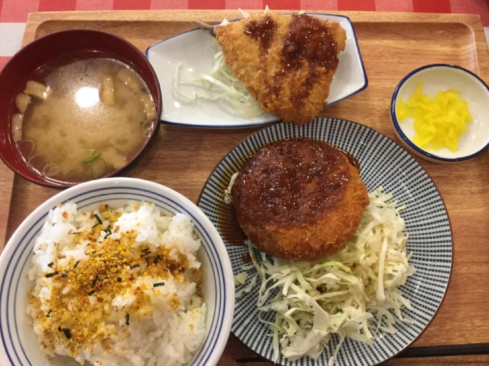トラックターミナルキッチン