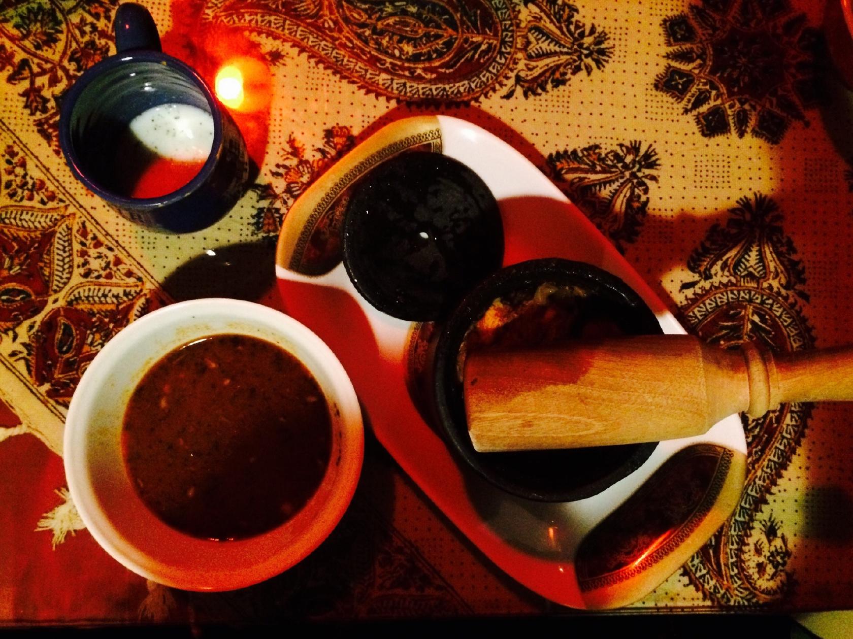 Madarbozorg Restaurant رستوران مادربزرگ