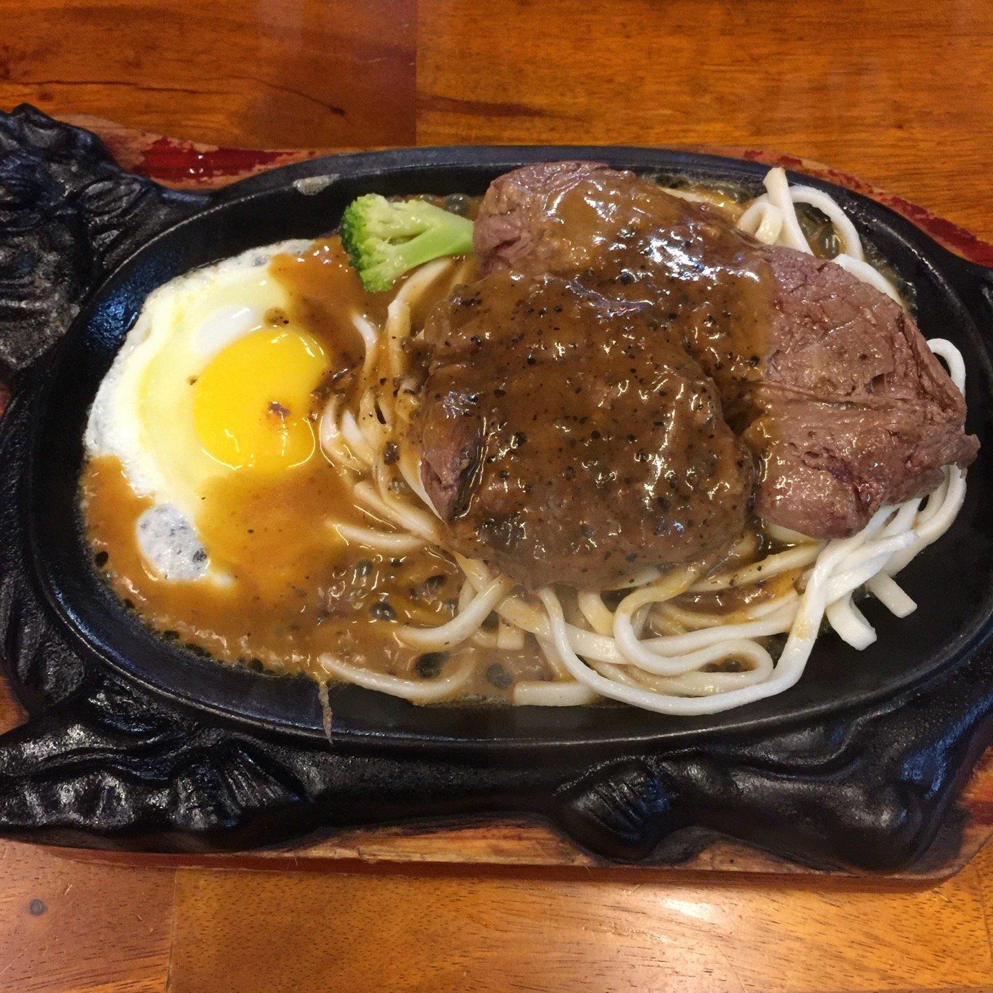 品廚牛排館-台南海安店