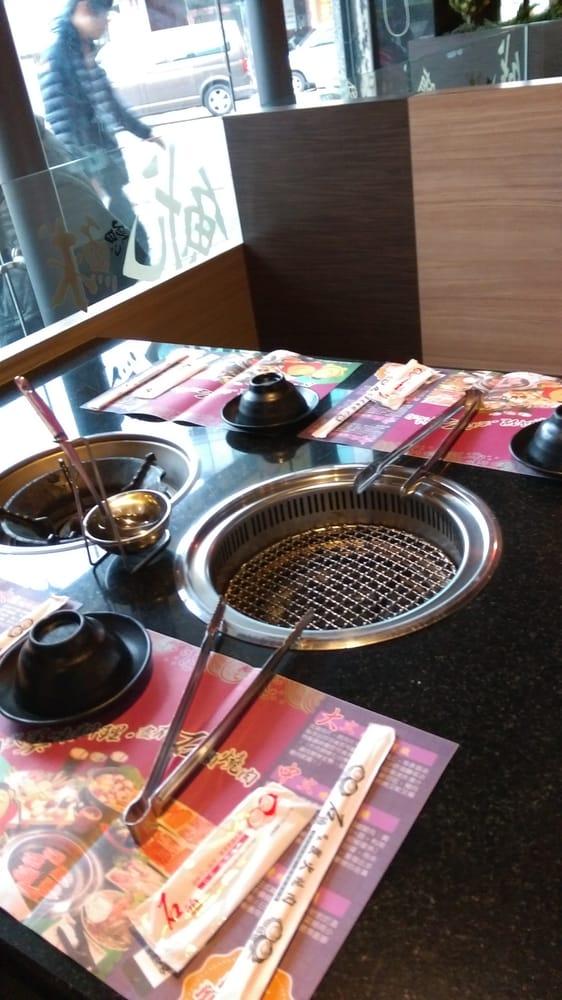 石頭日式炭火燒肉