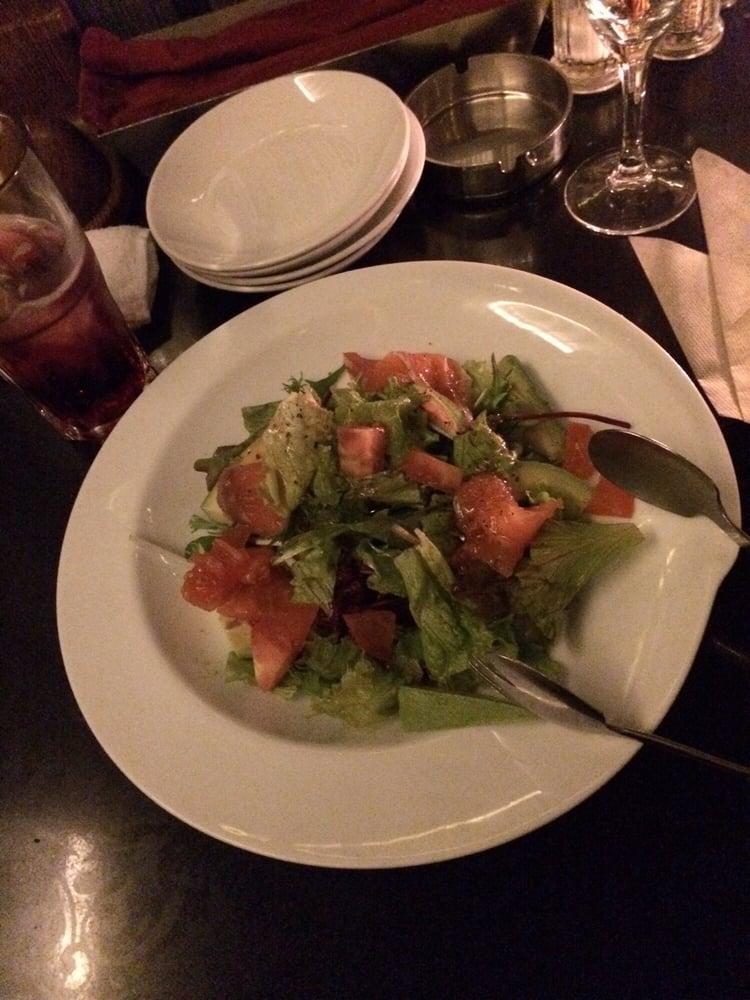 Wall Bar Dining 札幌南3条駅前通り店