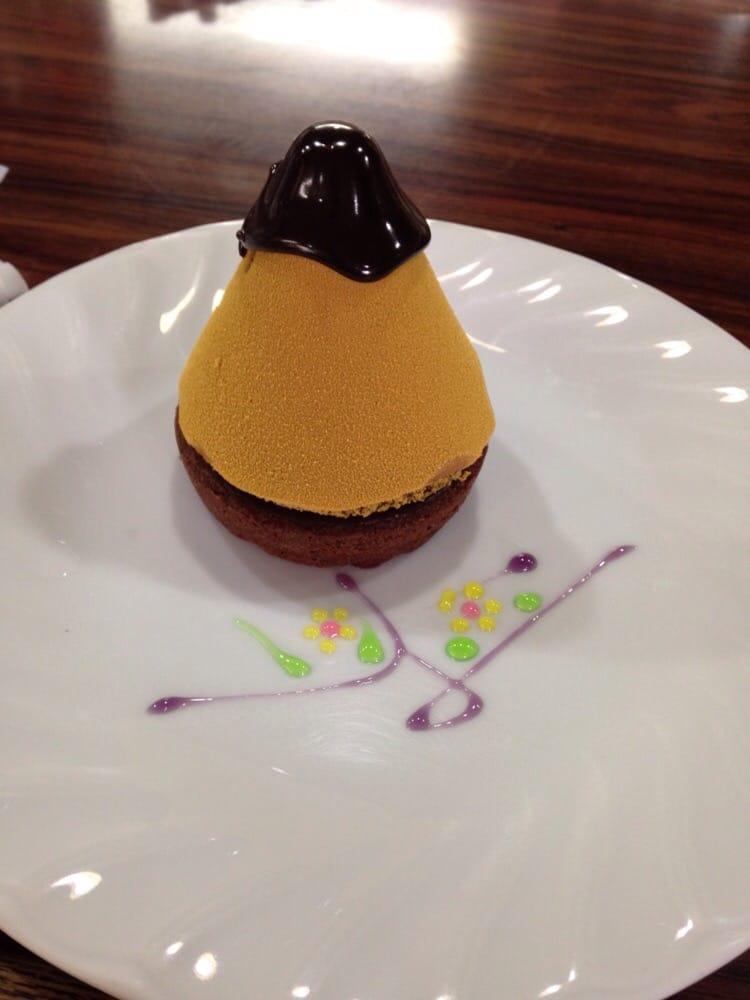 トリアノン三鷹店