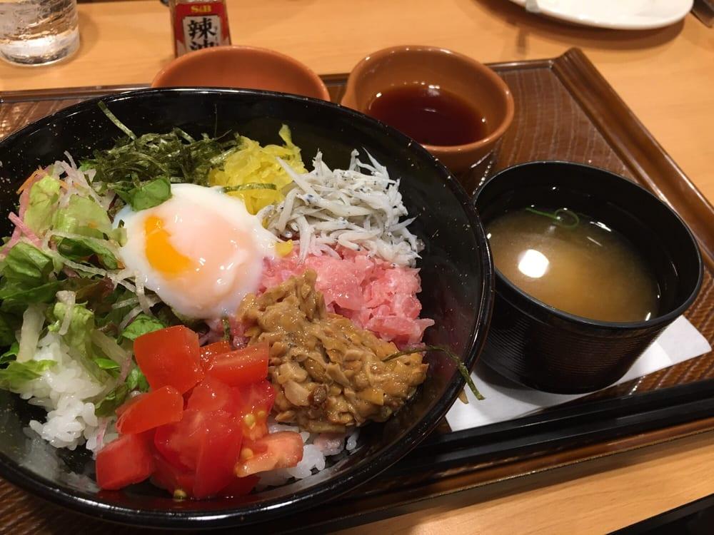 ガスト那覇新都心店