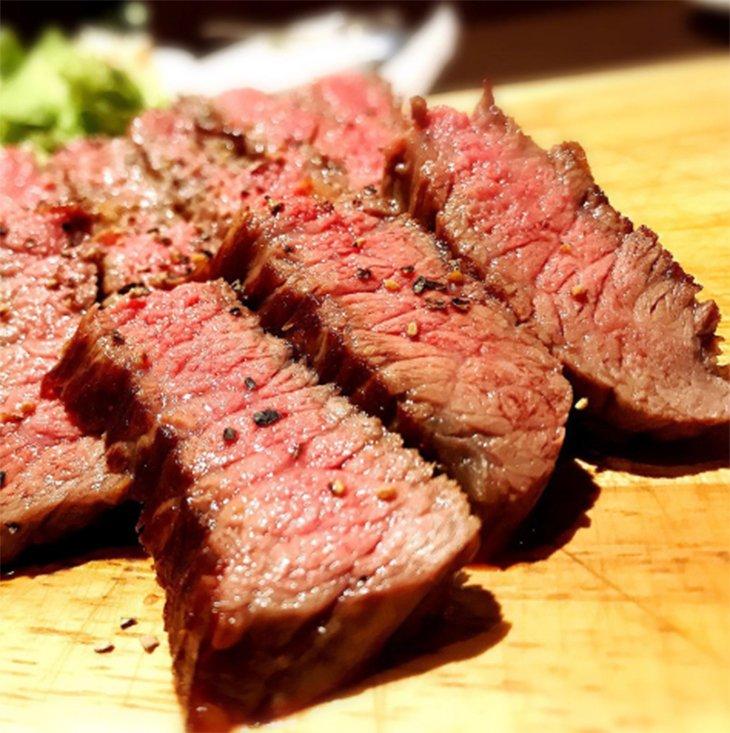 熟成肉バルダイニング ミート デ ミート