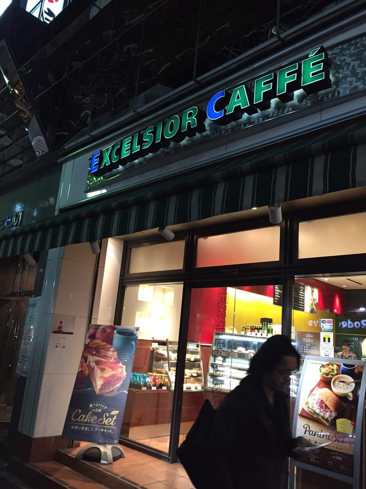 Excelsior Caffe 新宿小滝橋通り店