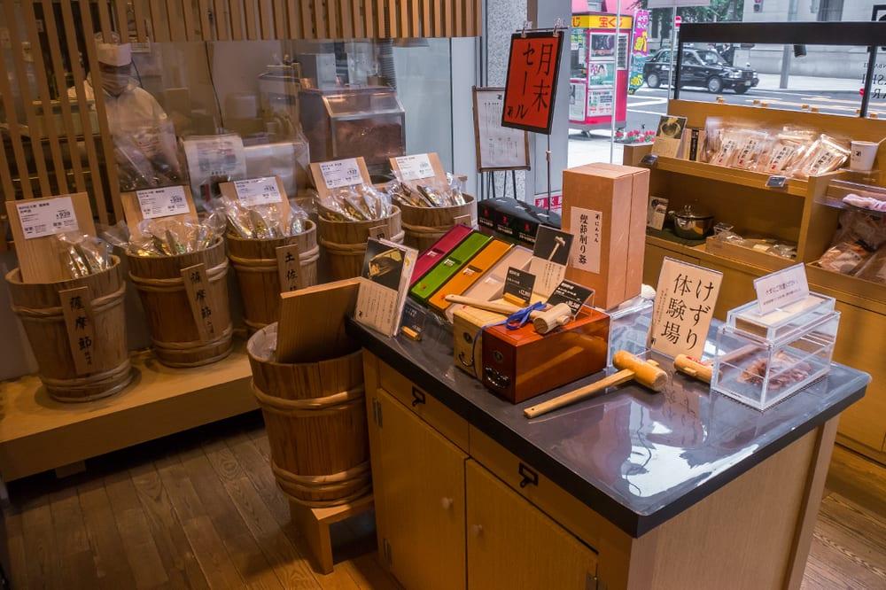 にんべん 日本橋本店