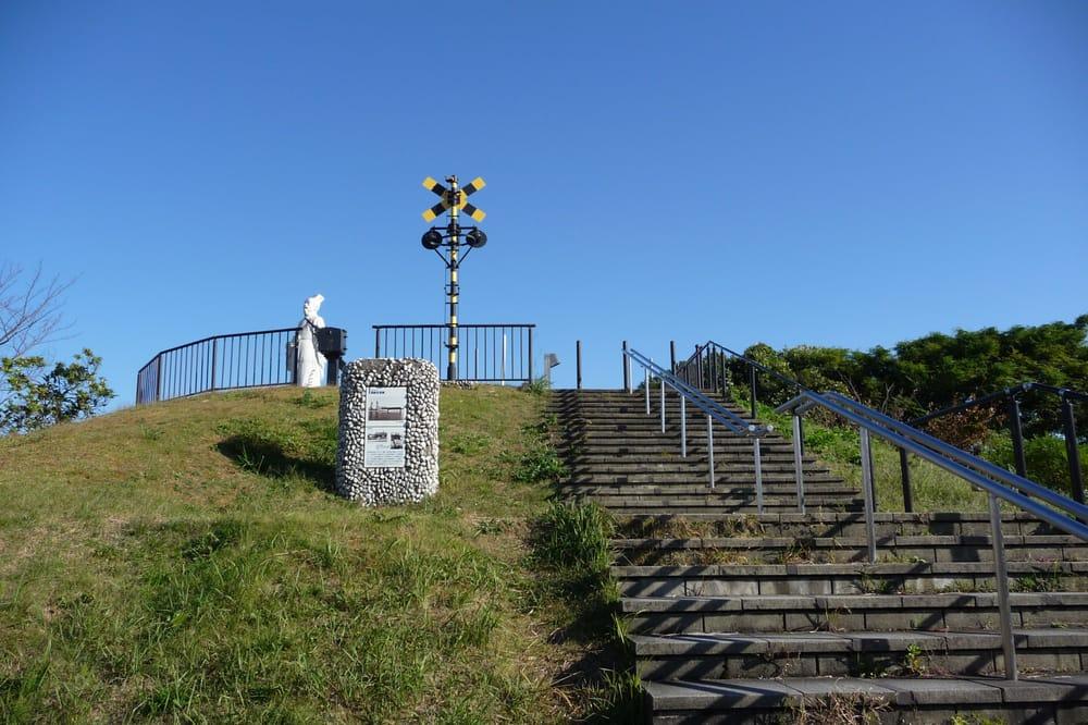橋の駅ドロンパ