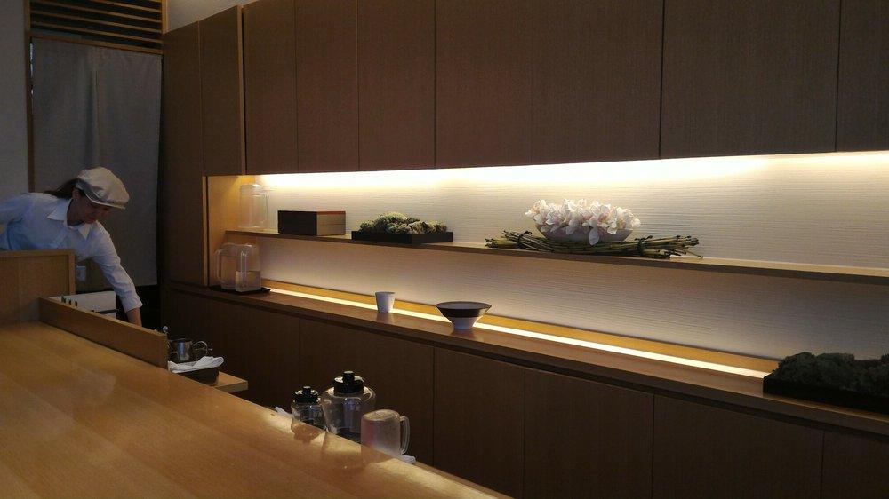 フムロヤ カフェ 金沢百番街店