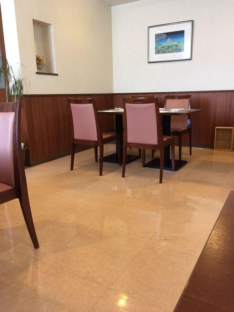 レストラン&ケーキの店 マロニエ