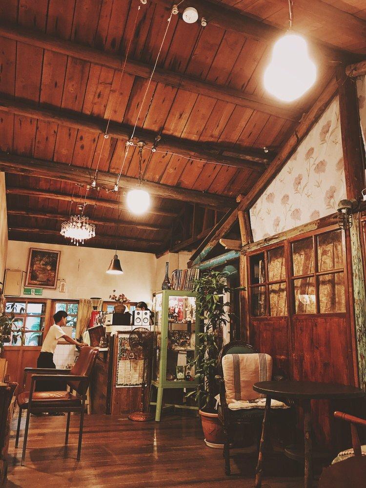 祈堂小巷咖啡館